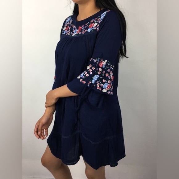 RAHICALI EMBROIDERED DRESS - Picture 2 of 7